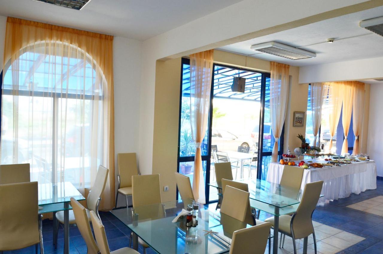 Хотел Калипсо Блу Primorsko Extérieur photo